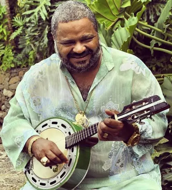 Morre Arlindo Cruz, cantor e compositor que redefiniu o samba, aos 66 anos