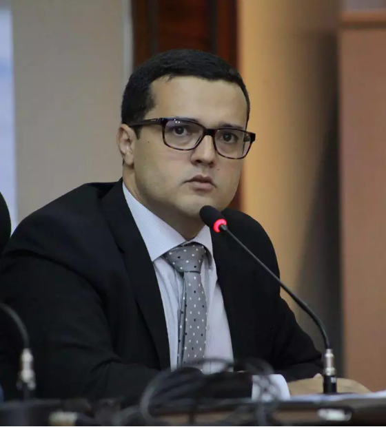 Erro no TRE derruba mandato de vereador eleito e reacende debate sobre cota de gênero