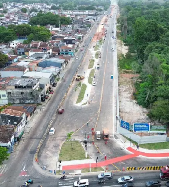 Trânsito é desviado na Rua da Marinha, a partir da Augusto Montenegro, para obras da nova via