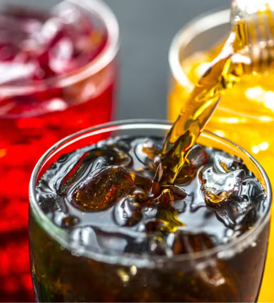 Mito dos alimentos diet: como produtos sem açúcar podem sabotar sua saúde e sua dieta