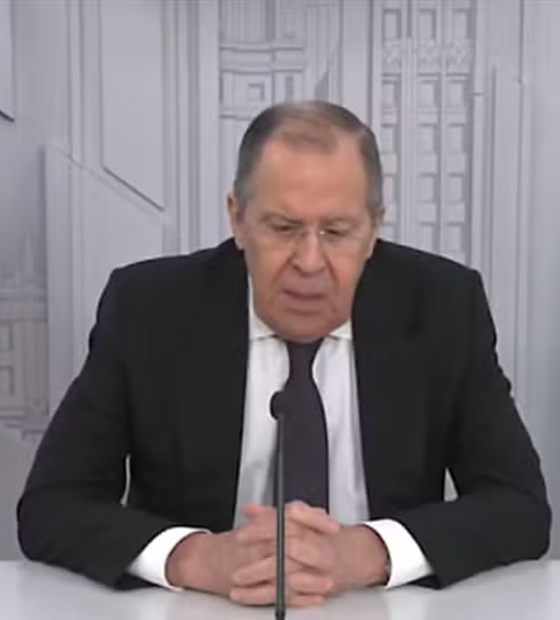 Ministro das Relações Exteriores da Rússia descarta reunião iminente entre Putin e Zelensky