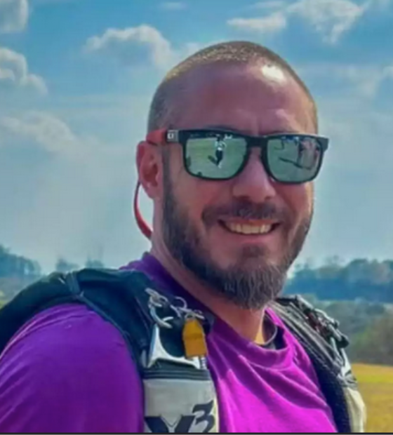 Filho de ex-presidente do TJSP morre em acidente durante salto de paraquedas