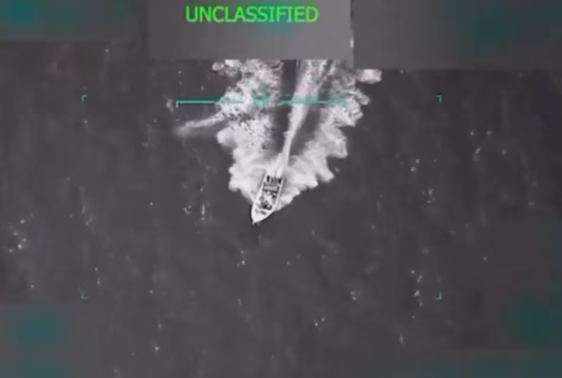 Ministro de Maduro acusa EUA de usar IA em vídeo sobre ataque a barco