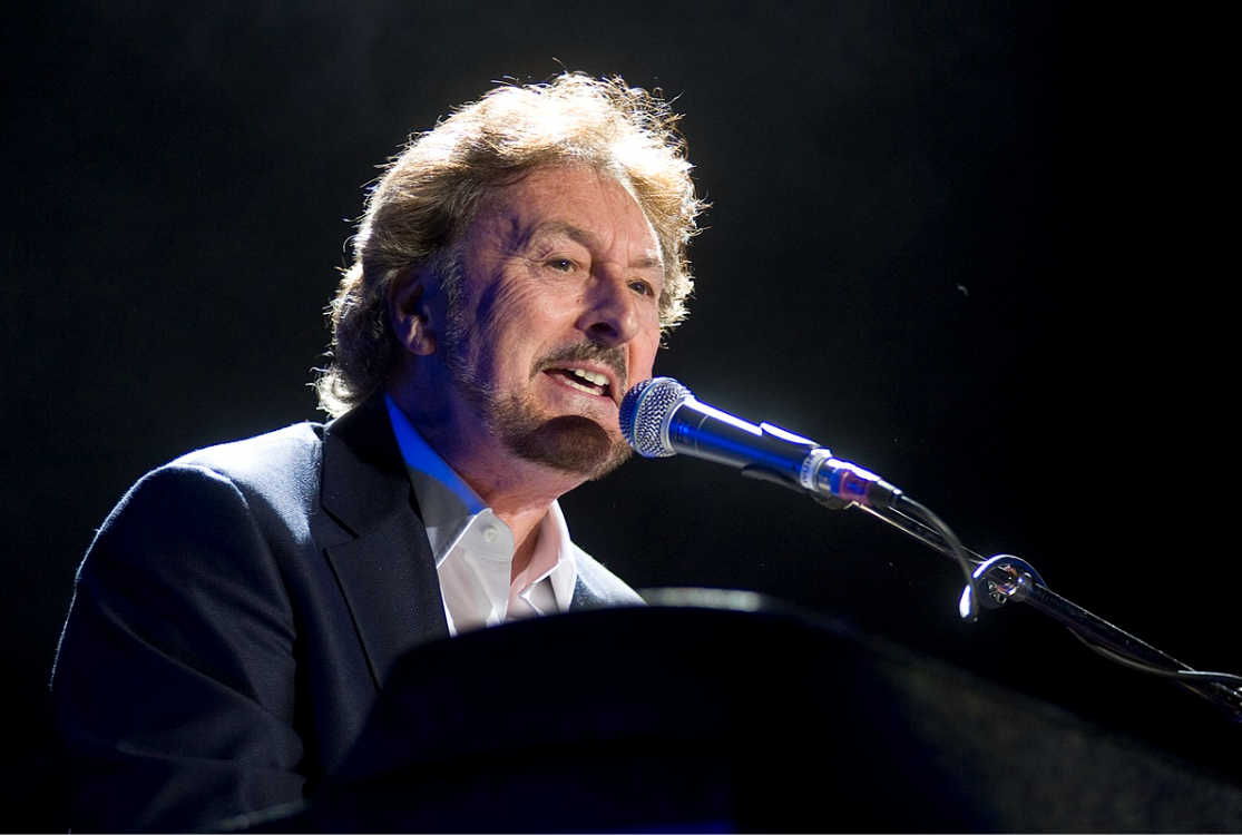 Rick Davies, vocalista e fundador do grupo Supertramp, morre aos 81 anos