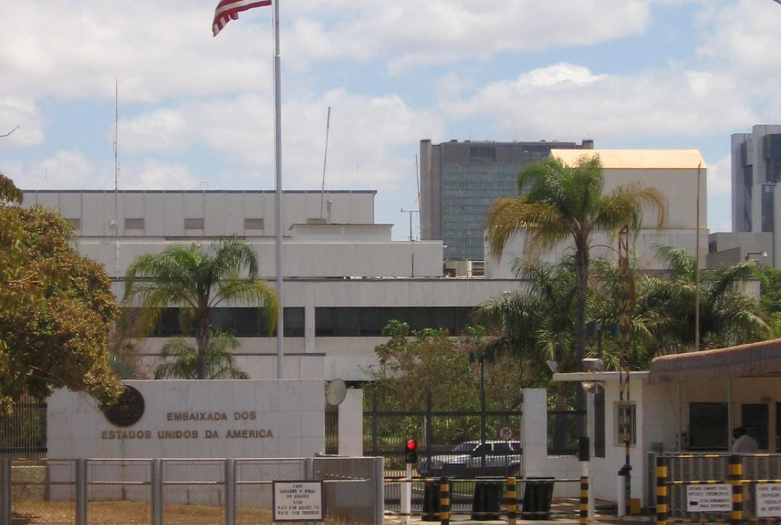 Embaixada dos EUA no Brasil faz nova ameaça ao ministro Alexandre de Moraes 