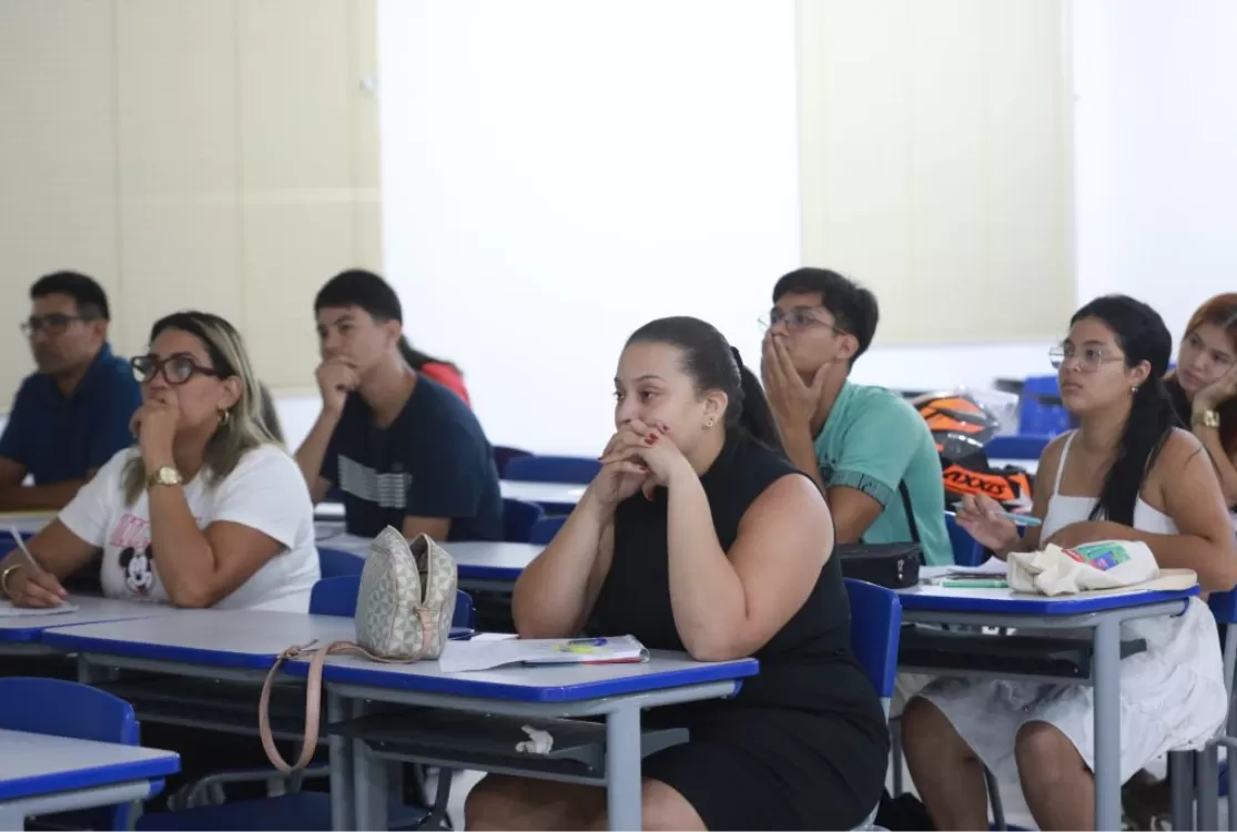 Intensivão reforça preparação de alunos da rede pública para as provas do Enem