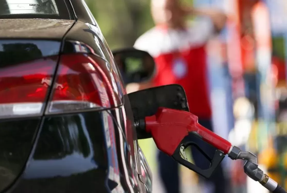 Petrobras anuncia redução de 4,9% para o preço da gasolina para esta semana