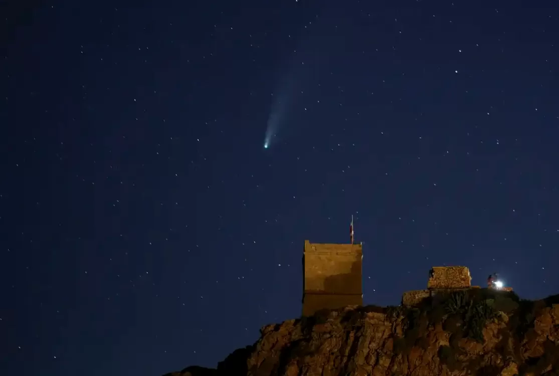 Chuva de meteoros poderá ser vista em todo país; saiba como fazer