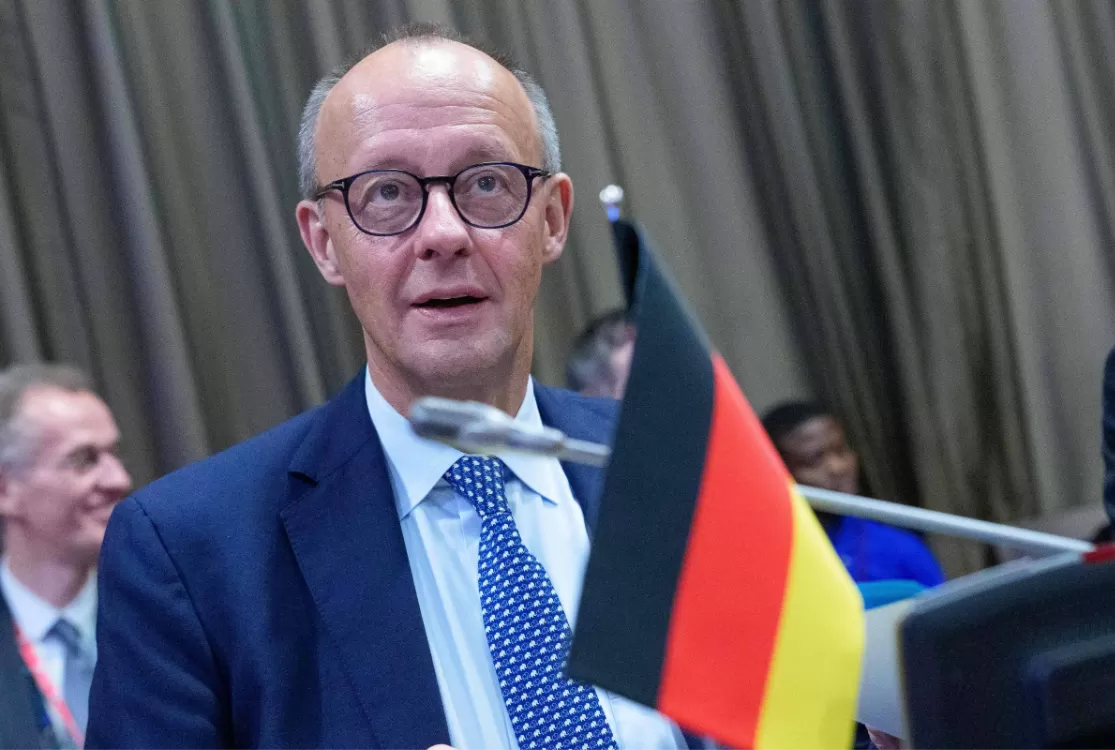 Após reclamar de Belém, premiê alemão diz não ter encontrado 'pão decente' em Angola