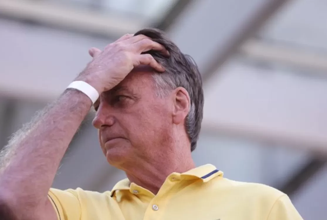 Moraes nega novo pedido de prisão domiciliar a Bolsonaro, que deve voltar à PF