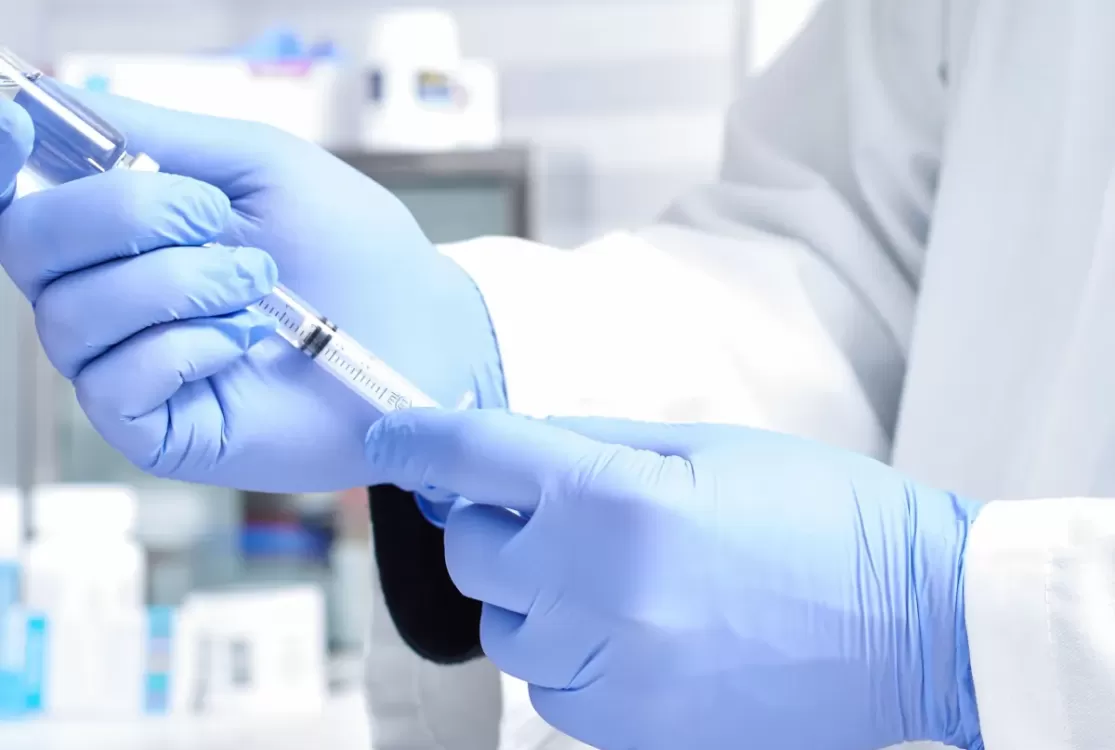 Empresa prevê lançamento da vacina combinada contra gripe e covid-19 até 2028