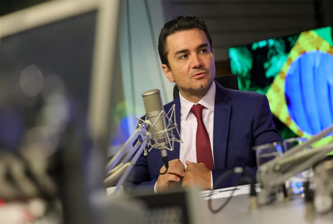 Ex-ministro Celso Sabino abre diálogo com partido Rede Sustentabilidade mirando o Senado