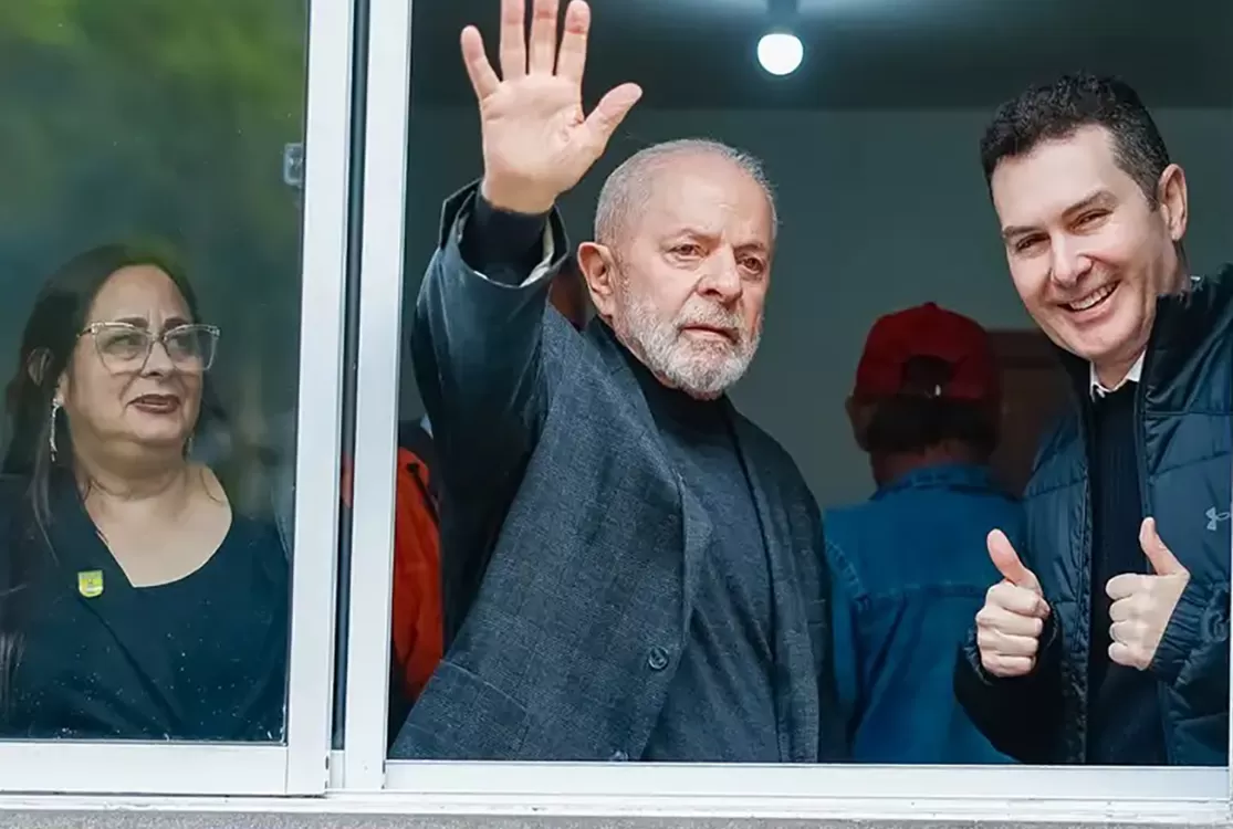 Potenciais candidatos, ministros começam a deixar governo; Jader Filho segue na pasta.