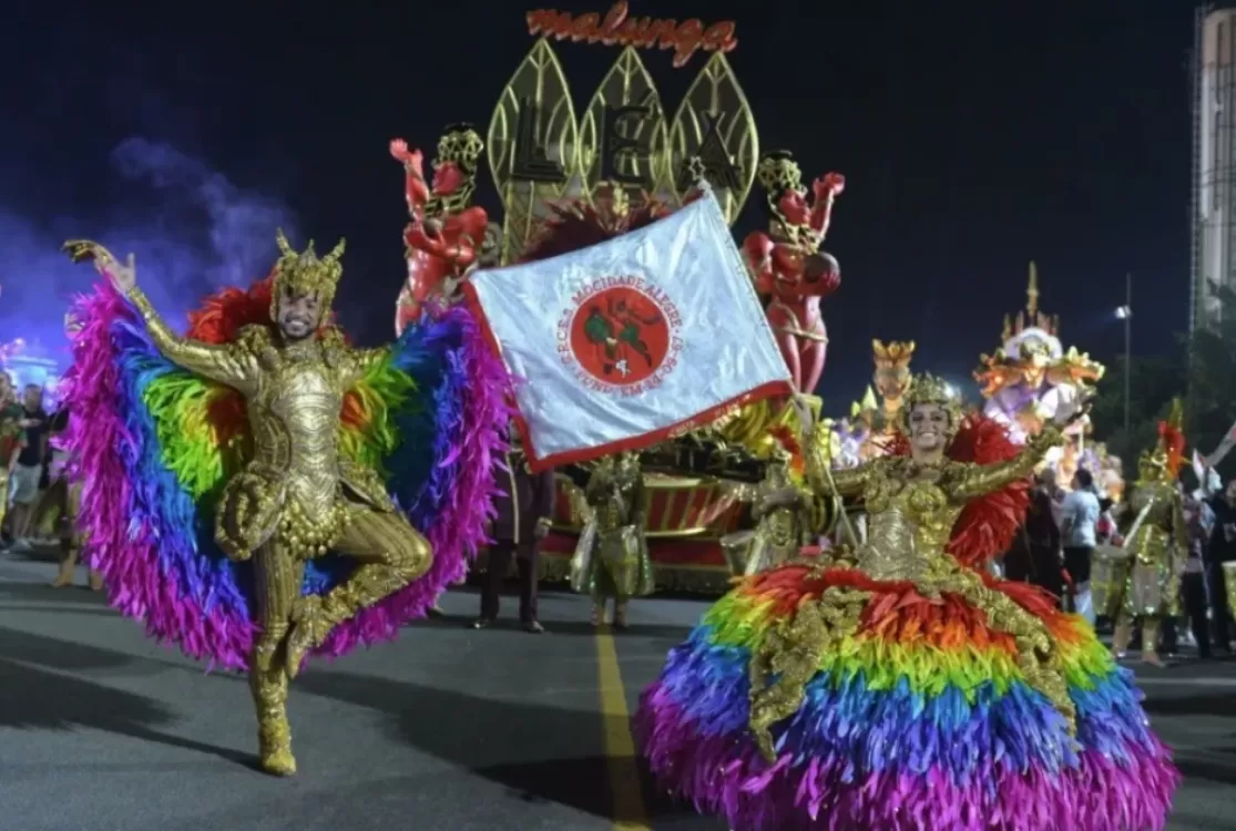 Carnaval em SP: Mocidade Alegre é campeã e supera Gaviões da Fiel por 0,1 ponto