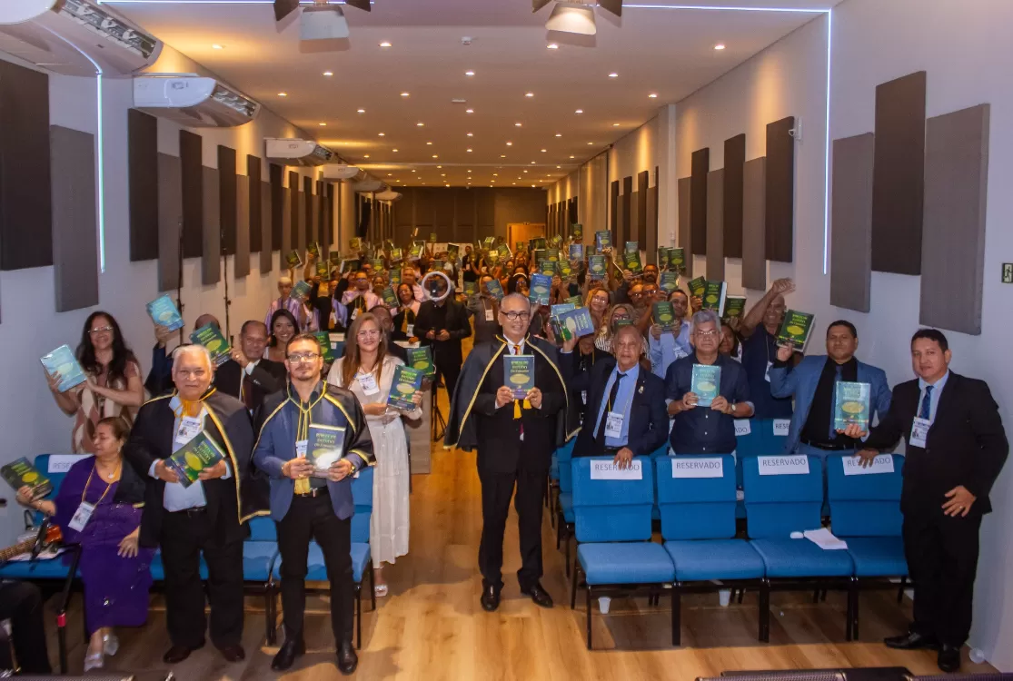 Entidade de teólogos do Pará repudia desfile no RJ e acusa ataque à fé evangélica