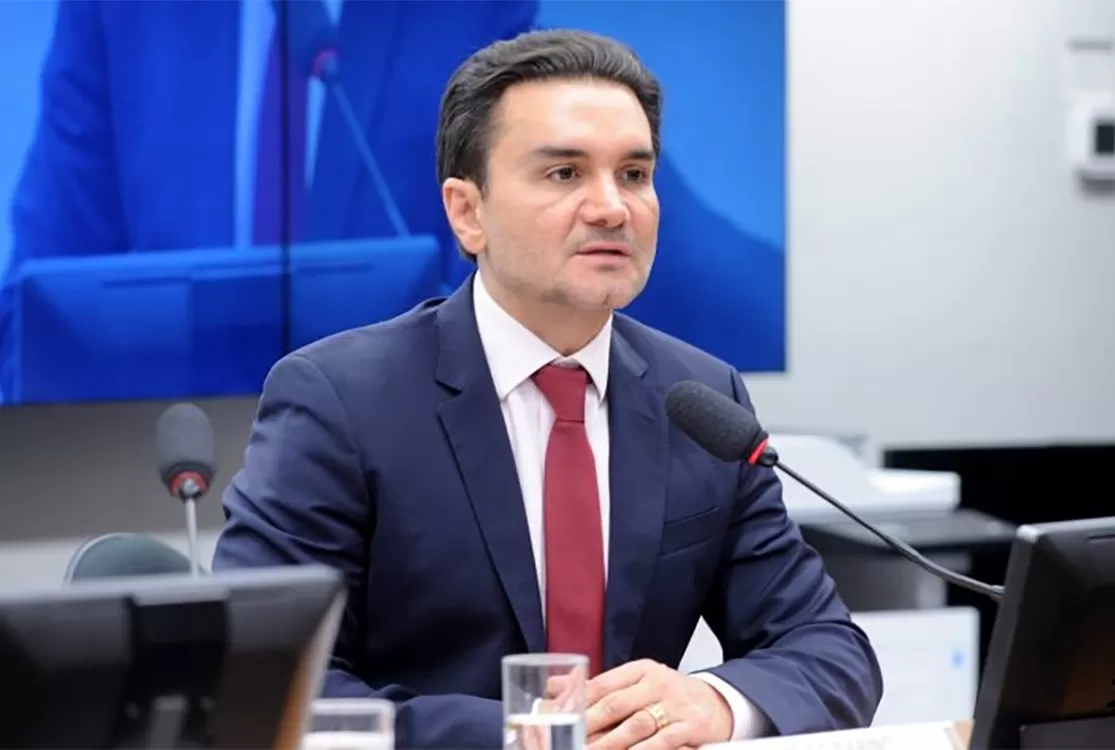 Celso Sabino segue mudo e desestabiliza analistas na avaliação das eleições no Pará