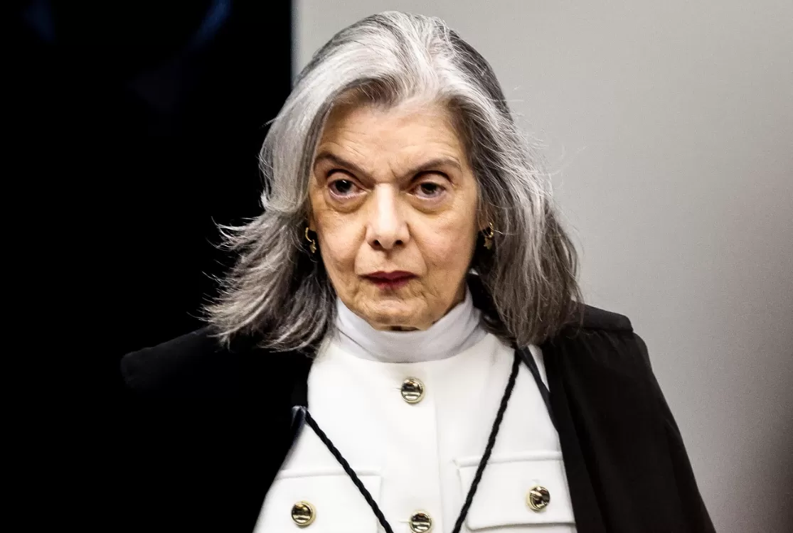 Cármen Lúcia relata ter recebido ameaça de bomba antes de palestra