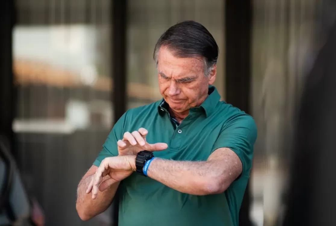 Tornozeleira, visitas restritas e sem celular e redes; veja regras da domiciliar de Bolsonaro