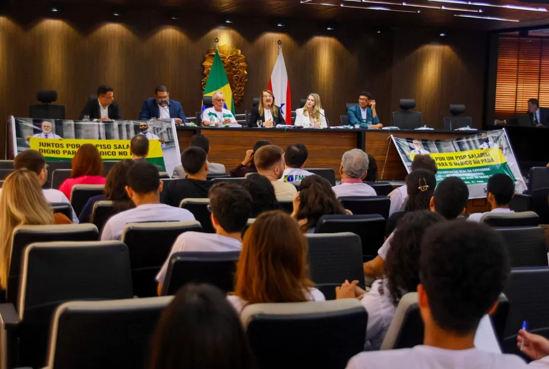 Sessão solene na Alepa marca luta histórica pelo piso salarial dos médicos