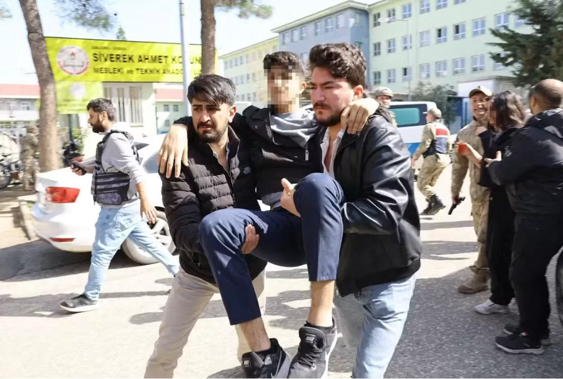 Adolescente abre fogo em escola na Turquia e deixa ao menos 16 feridos