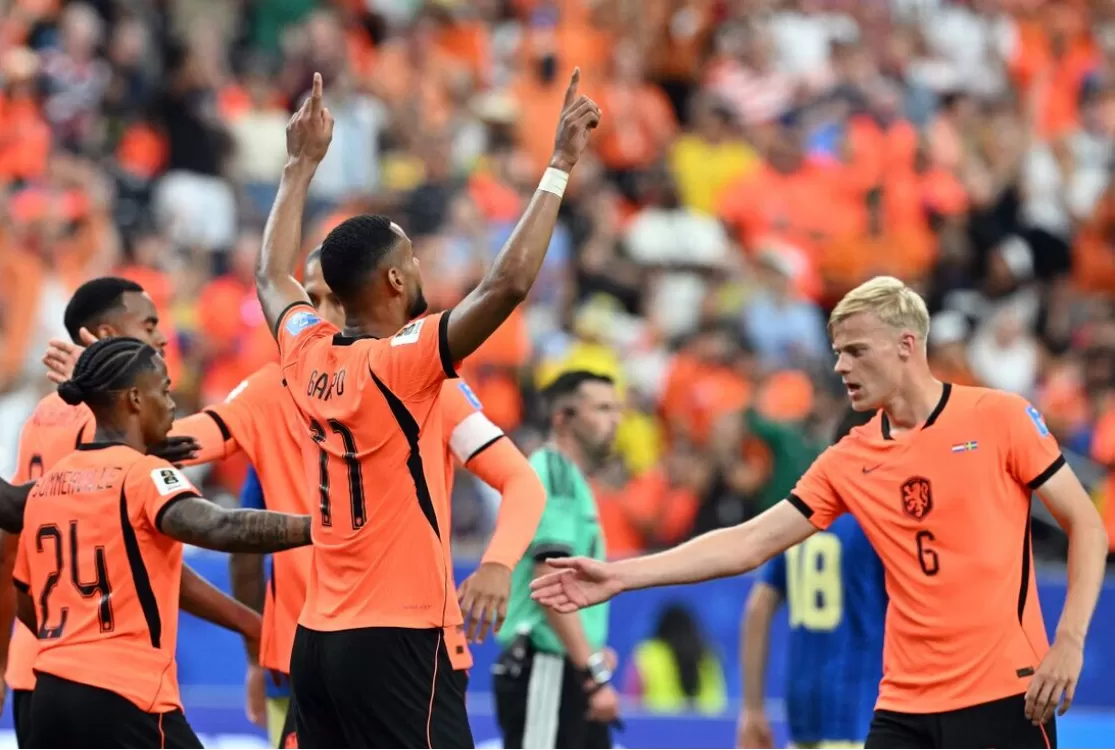 Holanda goleia a Suécia e quebra recorde histórico do Brasil em Copas do Mundo