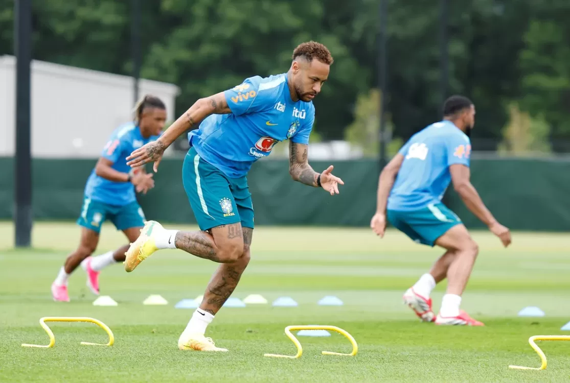 Alisson retorna, Neymar treina e deve reforçar seleção brasileira contra Escócia