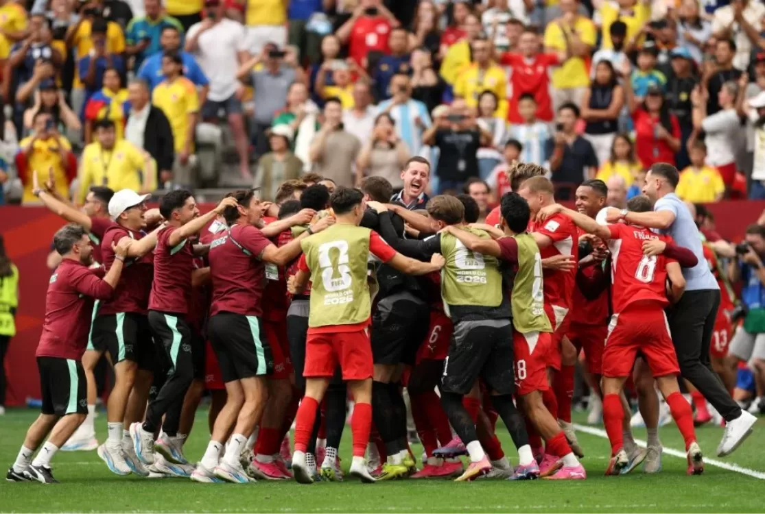 Suíça vence Colômbia nos pênaltis e encara Argentina, única sul-americana na Copa