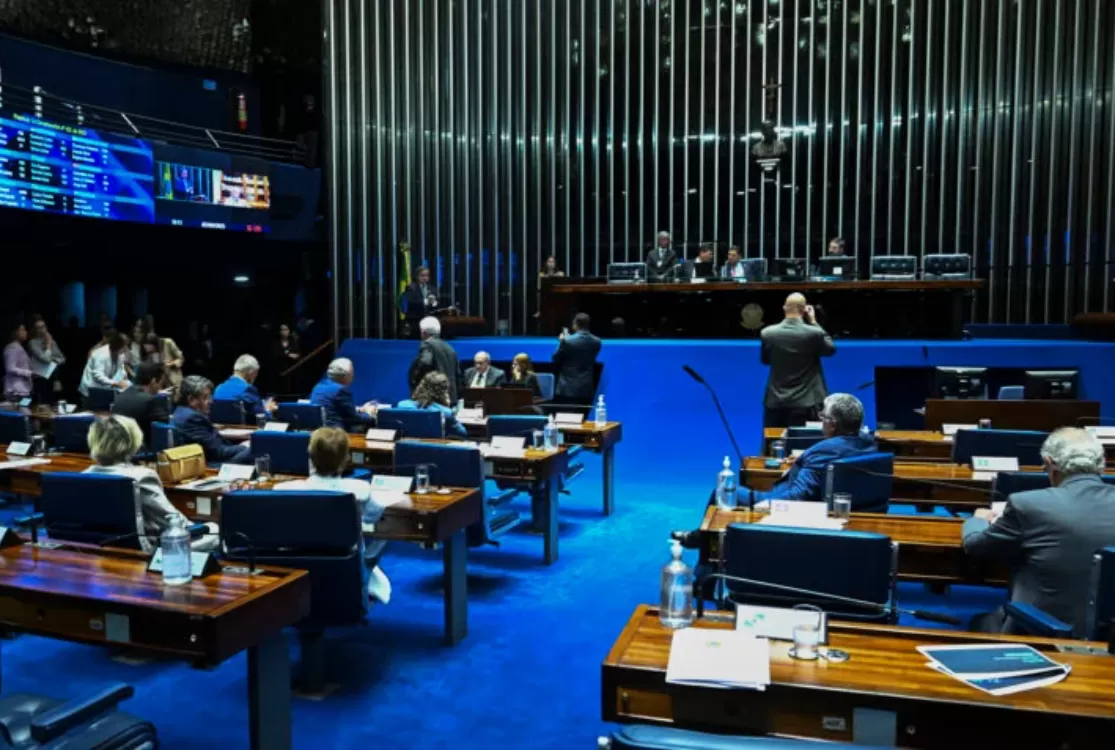 Senado aprova MP que destina R$ 15 bi a empresas afetadas por tarifaço dos EUA