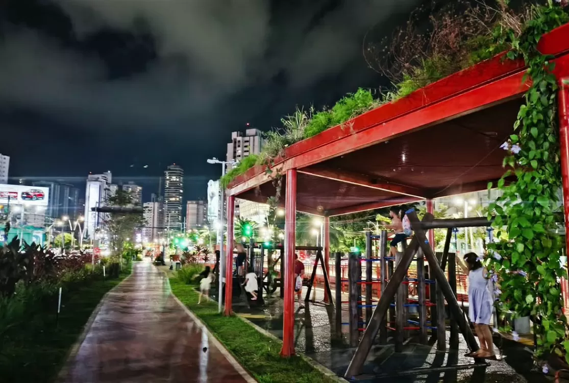 Doca já tem fiação furtada e sinais de abandono menos de um ano após entrega