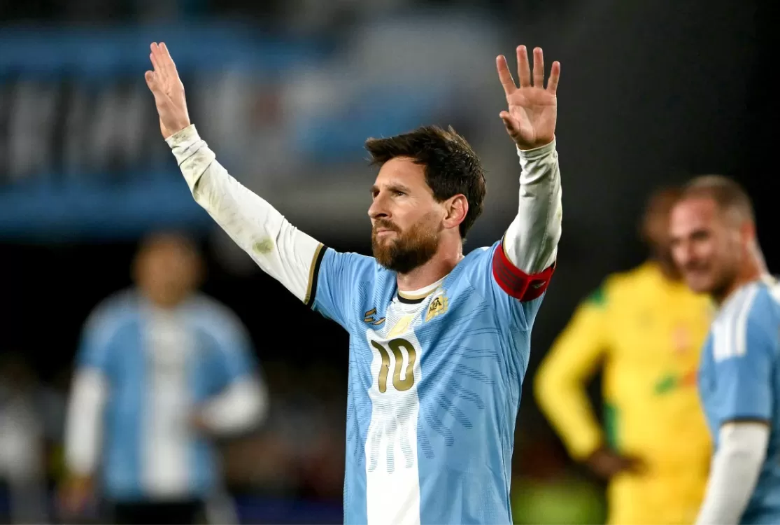 Argentina dá adeus a Messi com vitória e gratidão a maior ídolo desde Maradona
