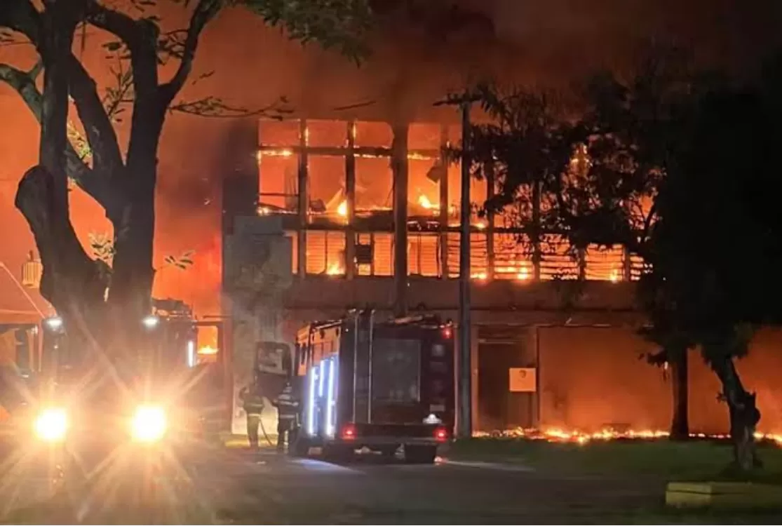 UFPE tem 3° incêndio em uma semana; veja o que se sabe e o que falta esclarecer