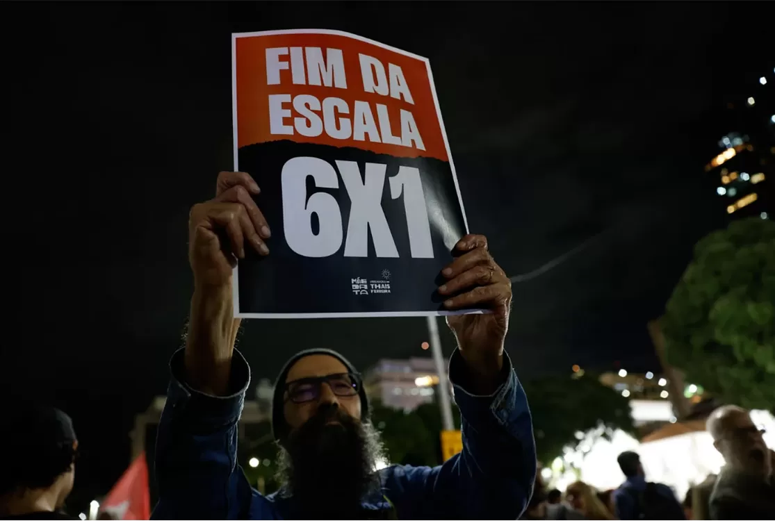 Trabalhador ganha tempo de vida e os políticos disputam quem leva o crédito